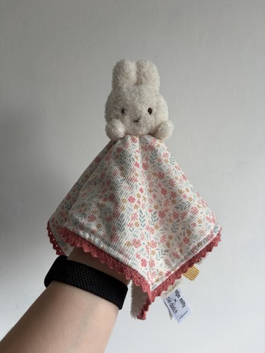 Little dutch miffy cherry