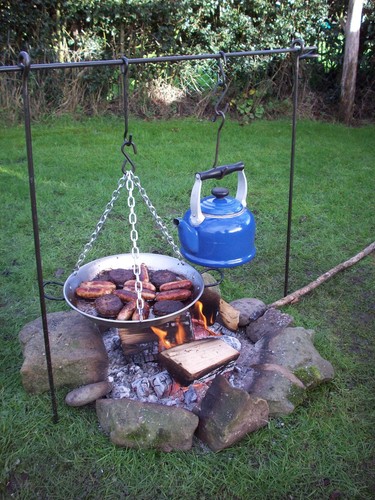 Cooking tripod bushcraft - cooking,