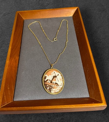 Vintage necklace gold tone - necklace,