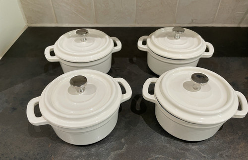 Small cast iron - cast,