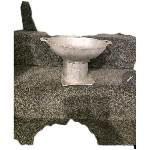 Ghanaian hand made - , aluminium